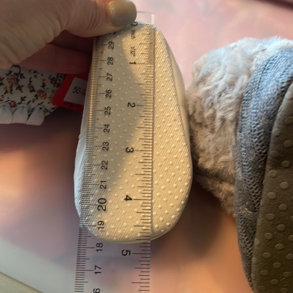 NWOT Baby Toddler Girls Shoes 2 pair - Picture 5 of 6